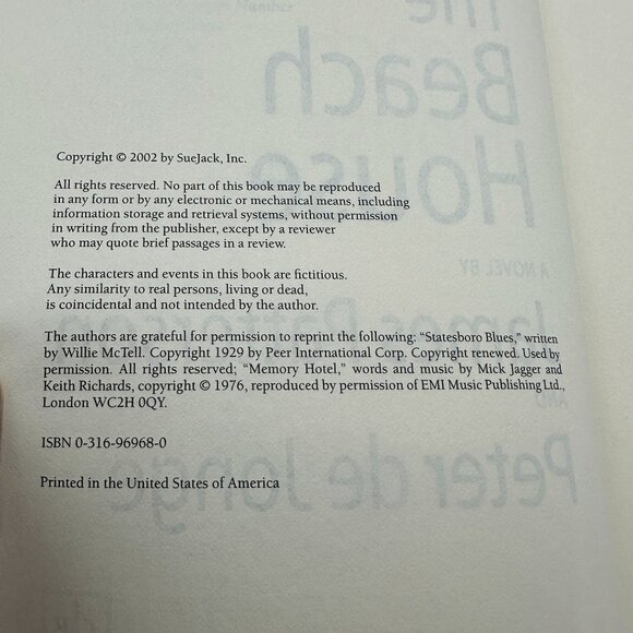 The Beach House By James Patterson & Peter de Jonge 2002 Hardcover Novel - Picture 3 of 3